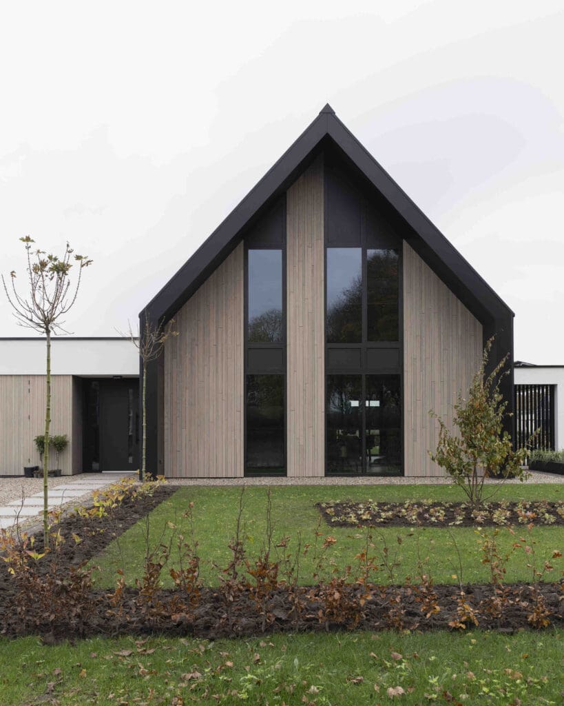 Buitenaanzicht huis - Interieurontwerp Made door Milia Interieurdesign